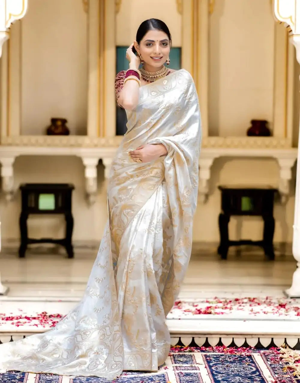 White Banarasi Silk Saree With Zari Weaving Work