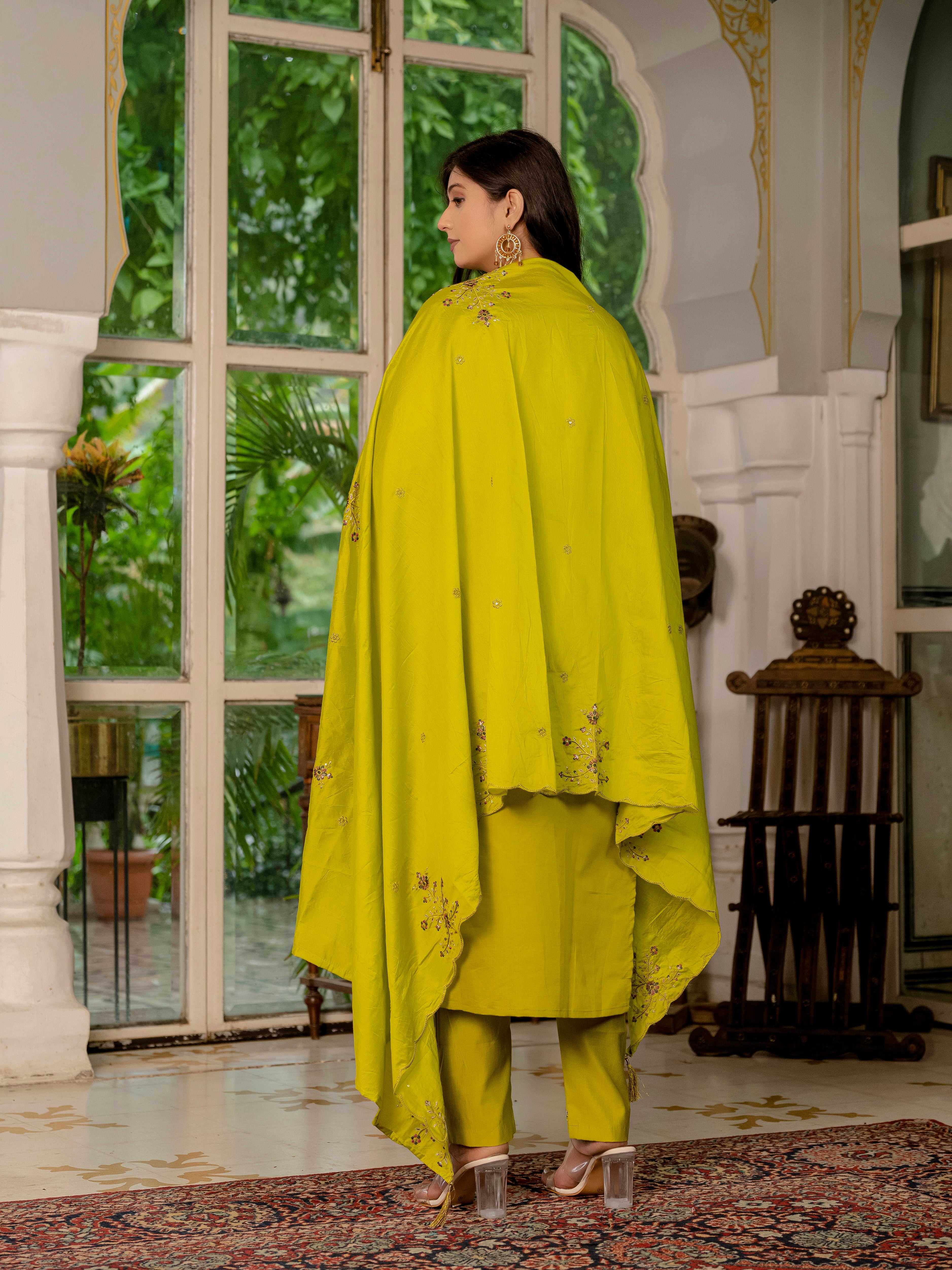 Elegant Straight Kurti Pant Dupatta Set
