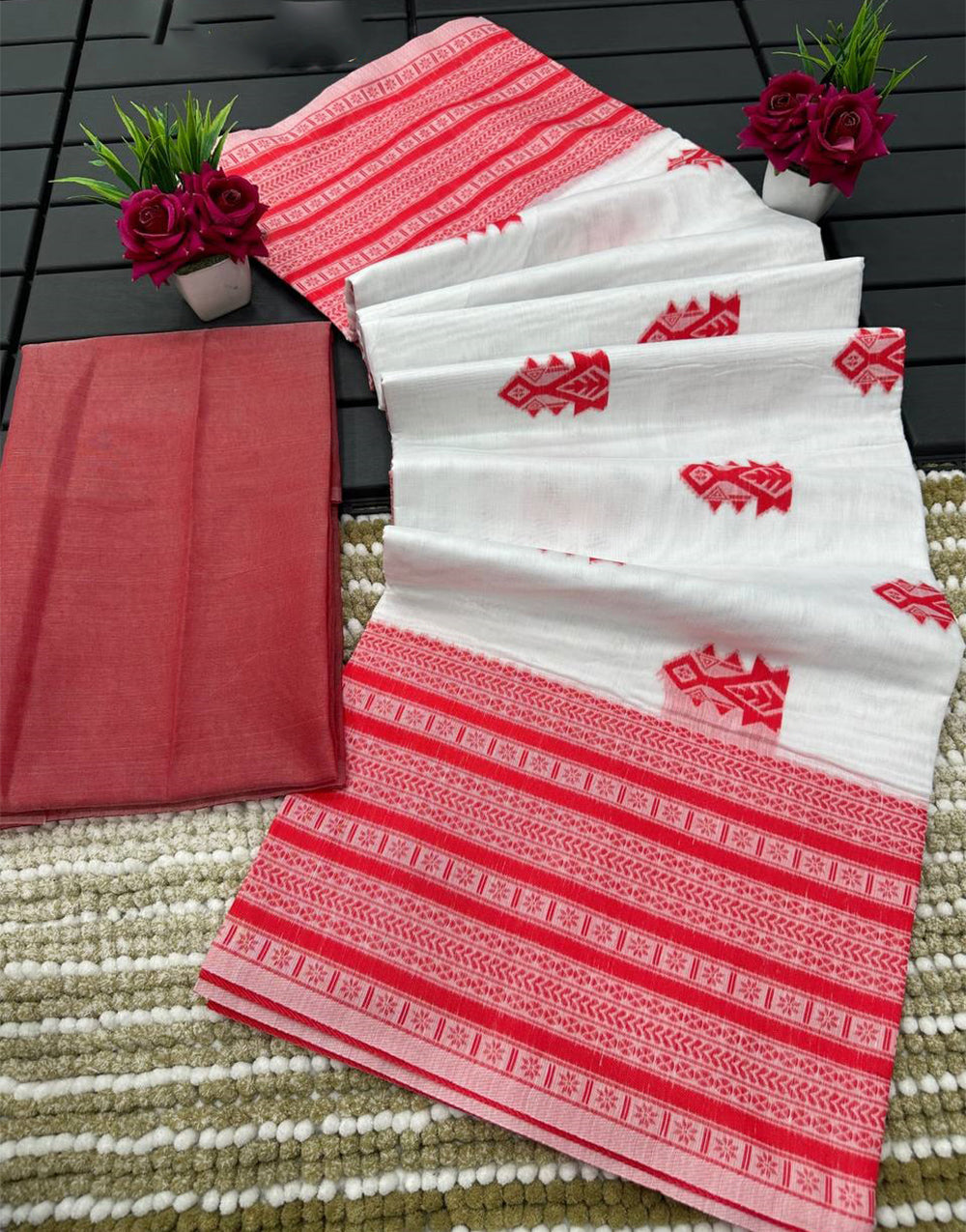 White & Red Cotton Saree With Weaving Work