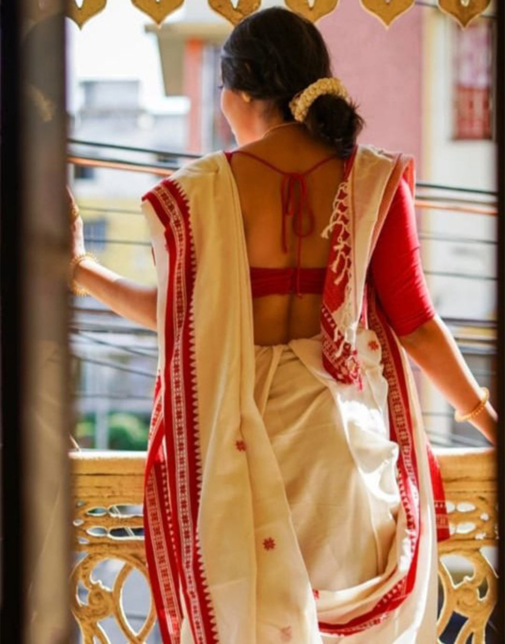 White & Red Cotton Saree With Weaving Work