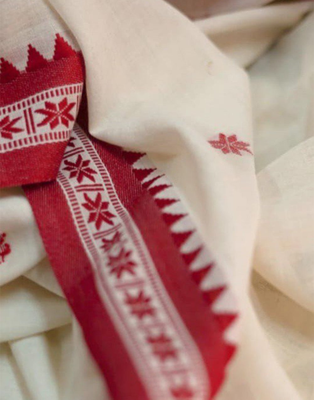 White & Red Cotton Saree With Weaving Work