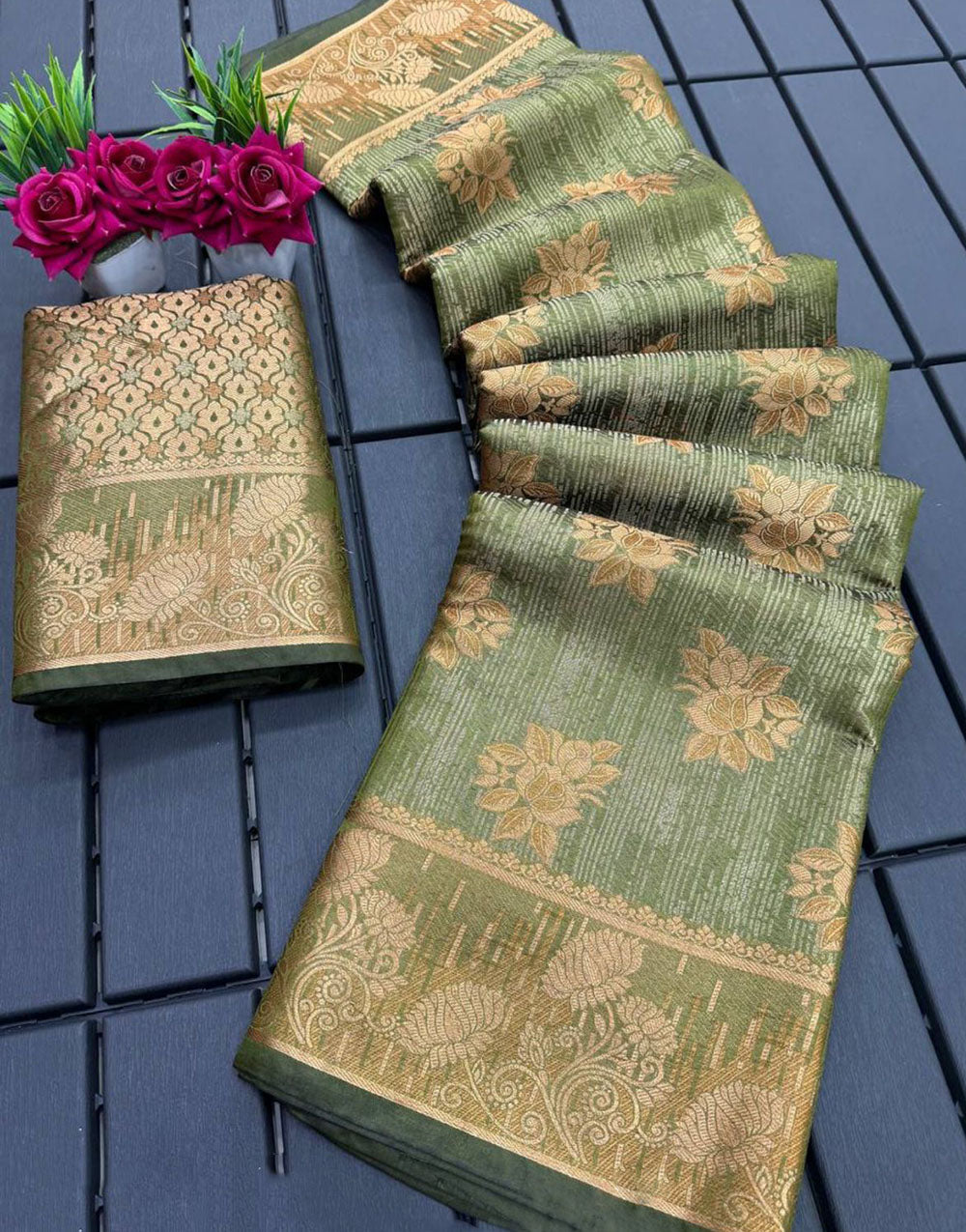 Mahendi Green Organza Silk Saree With Zari Weaving Work