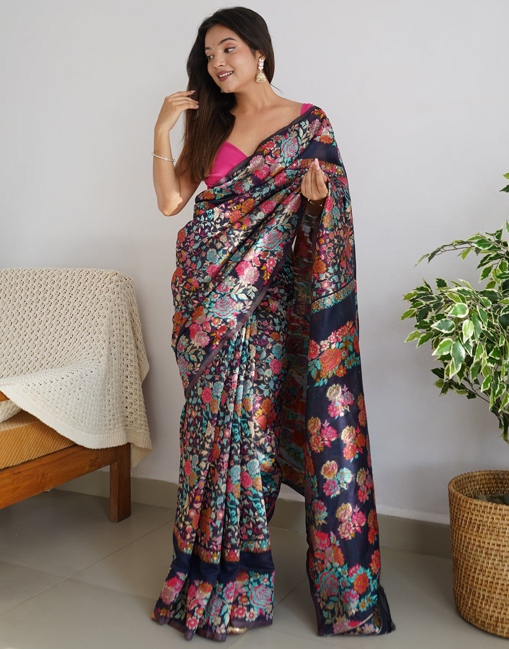 Black Banarasi Silk Saree With Kashmiri Weaving Work