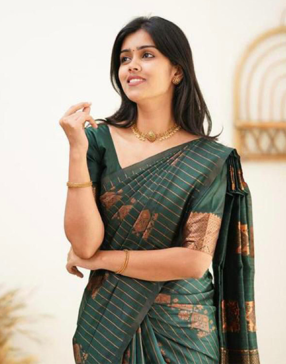Green Soft Silk Saree With Weaving Work