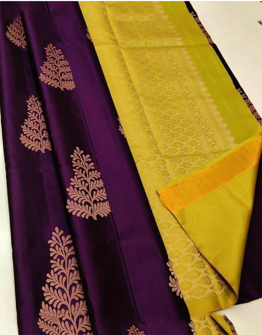 Wine Banarasi Silk Saree With Weaving Work