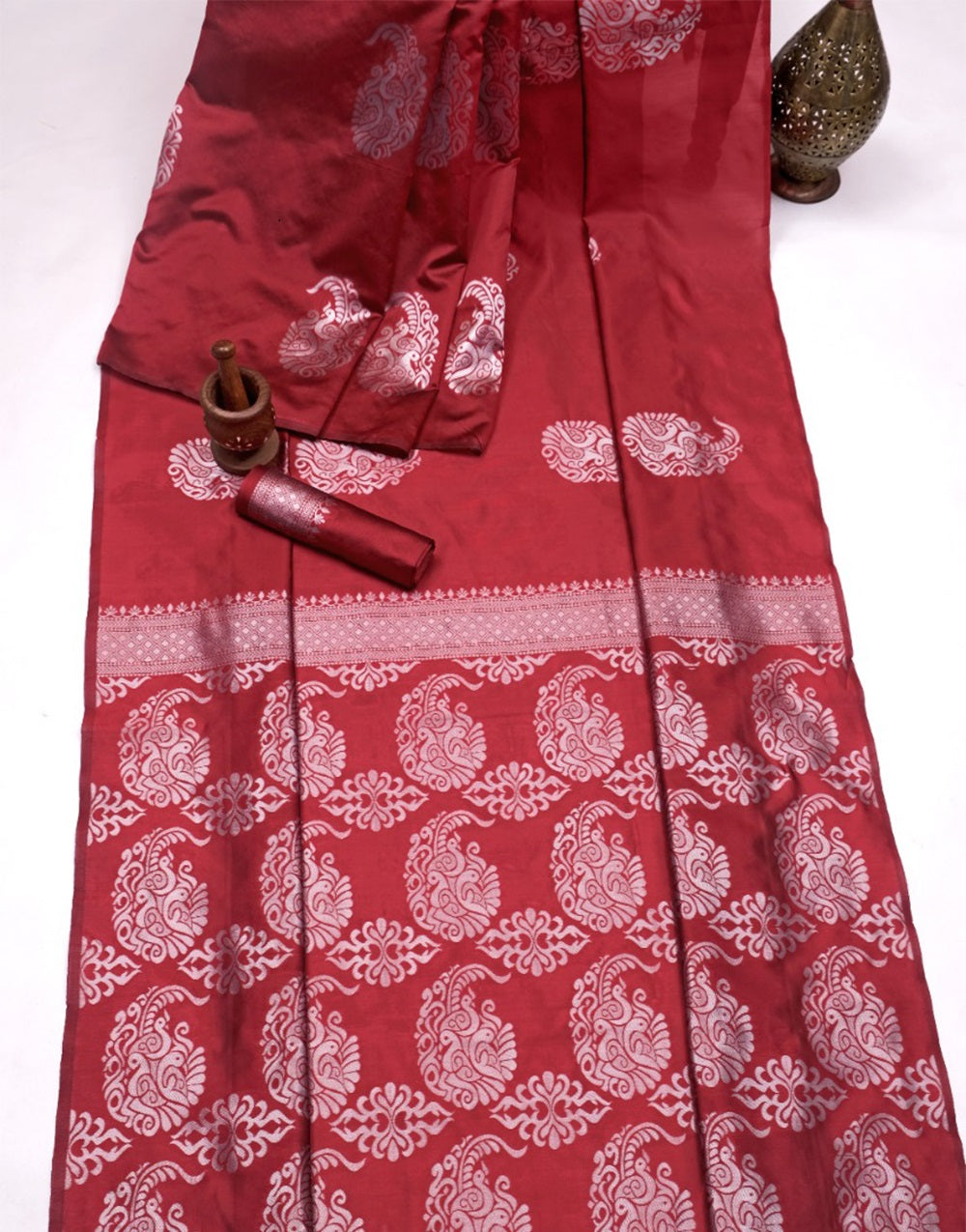 Ruby Red Banarasi Silk Saree With Weaving Work