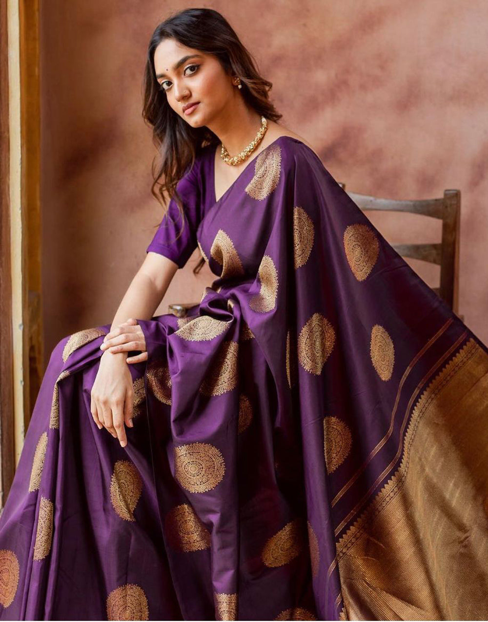 Wine Banarasi Silk Saree With Weaving Work