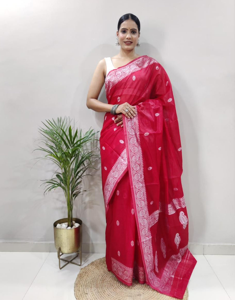 Dark Pink Cotton Saree With Weaving Work