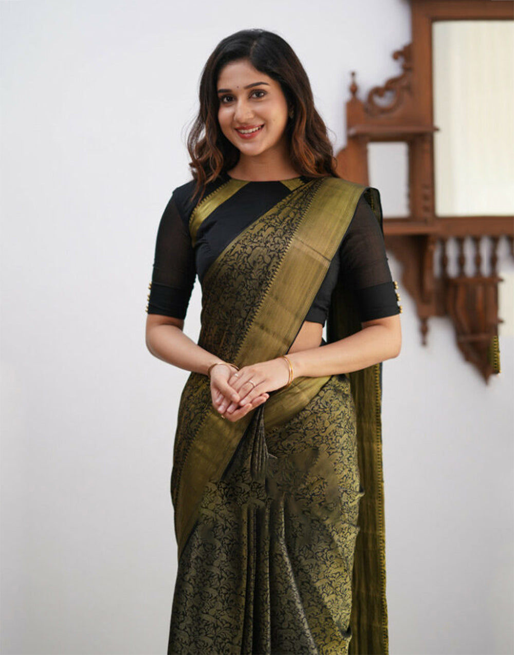Black Banarasi Soft Silk Saree With Weaving Work