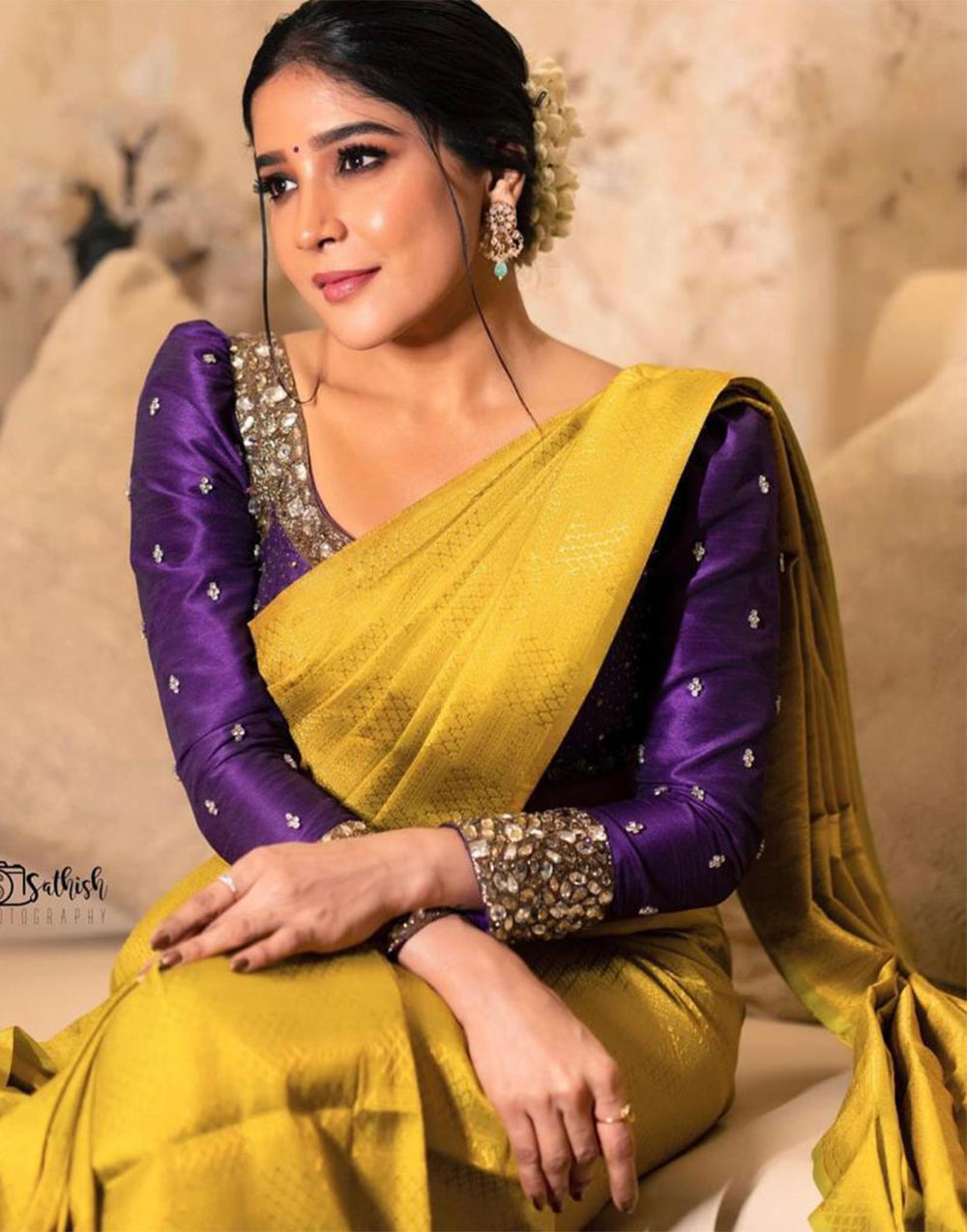 Dark Yellow Banarasi Silk Saree With Zari Weaving work
