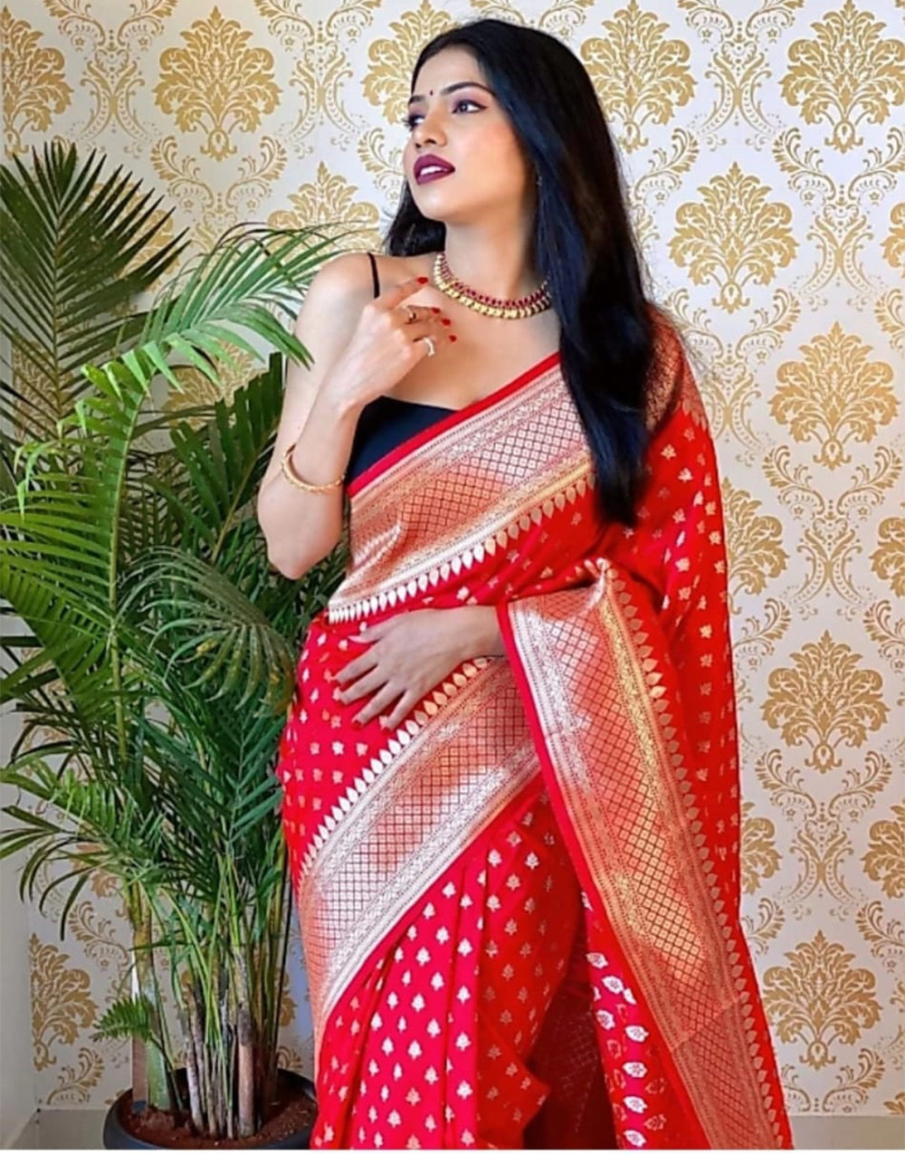 Red Banarasi Silk Saree With Zari Weaving Work