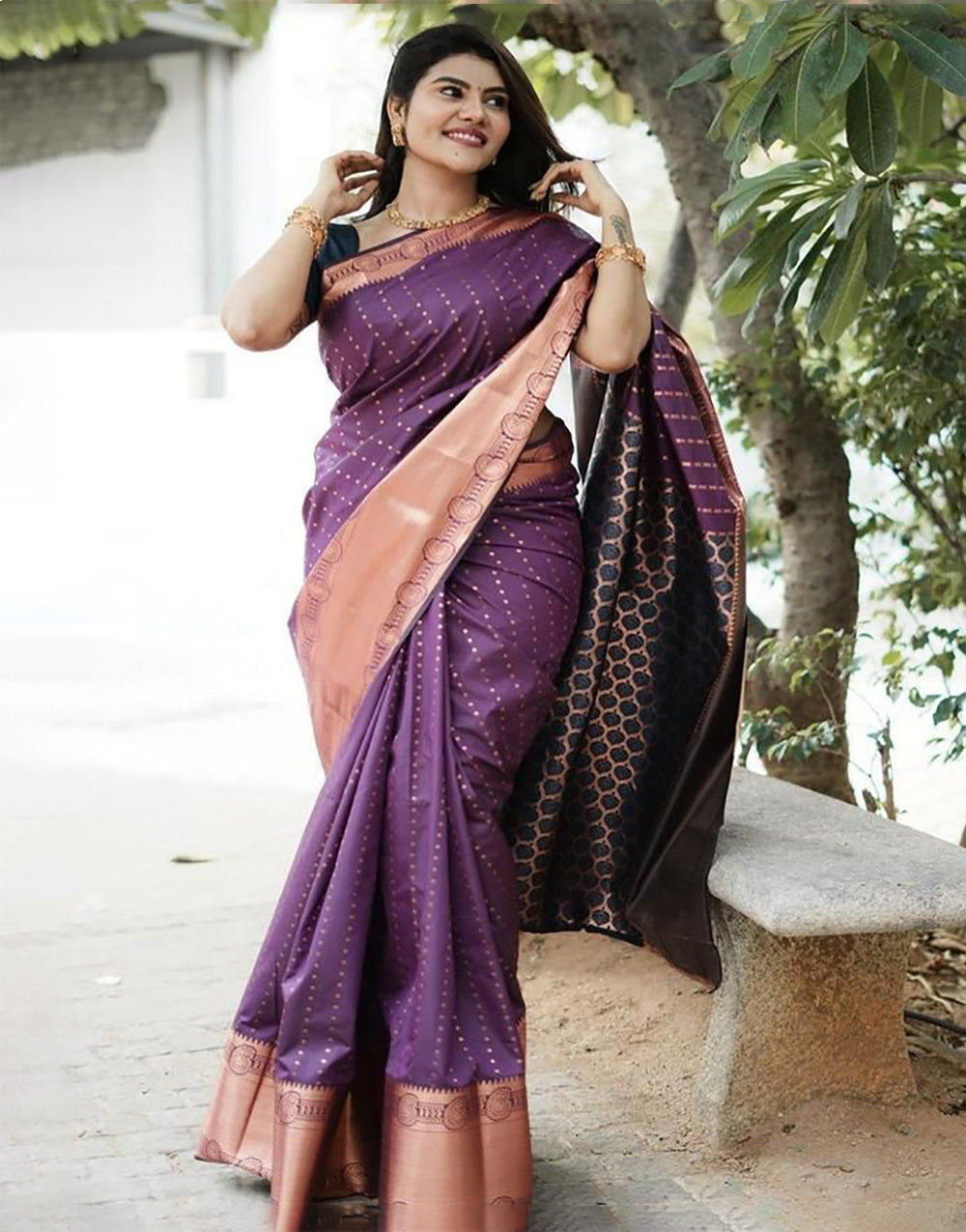Wine Banarasi Silk Saree With Weaving Work