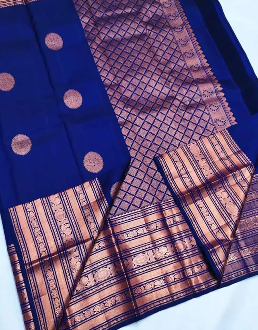 Royal Blue Banarasi Silk Saree With Weaving Work