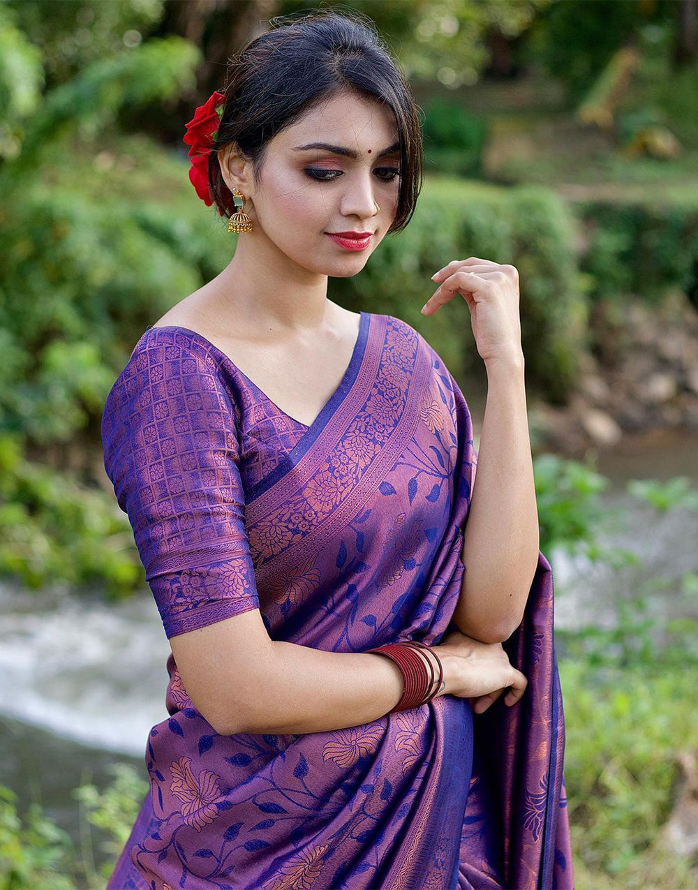 Violet Kanjivaram Silk Saree With Zari Weaving Work