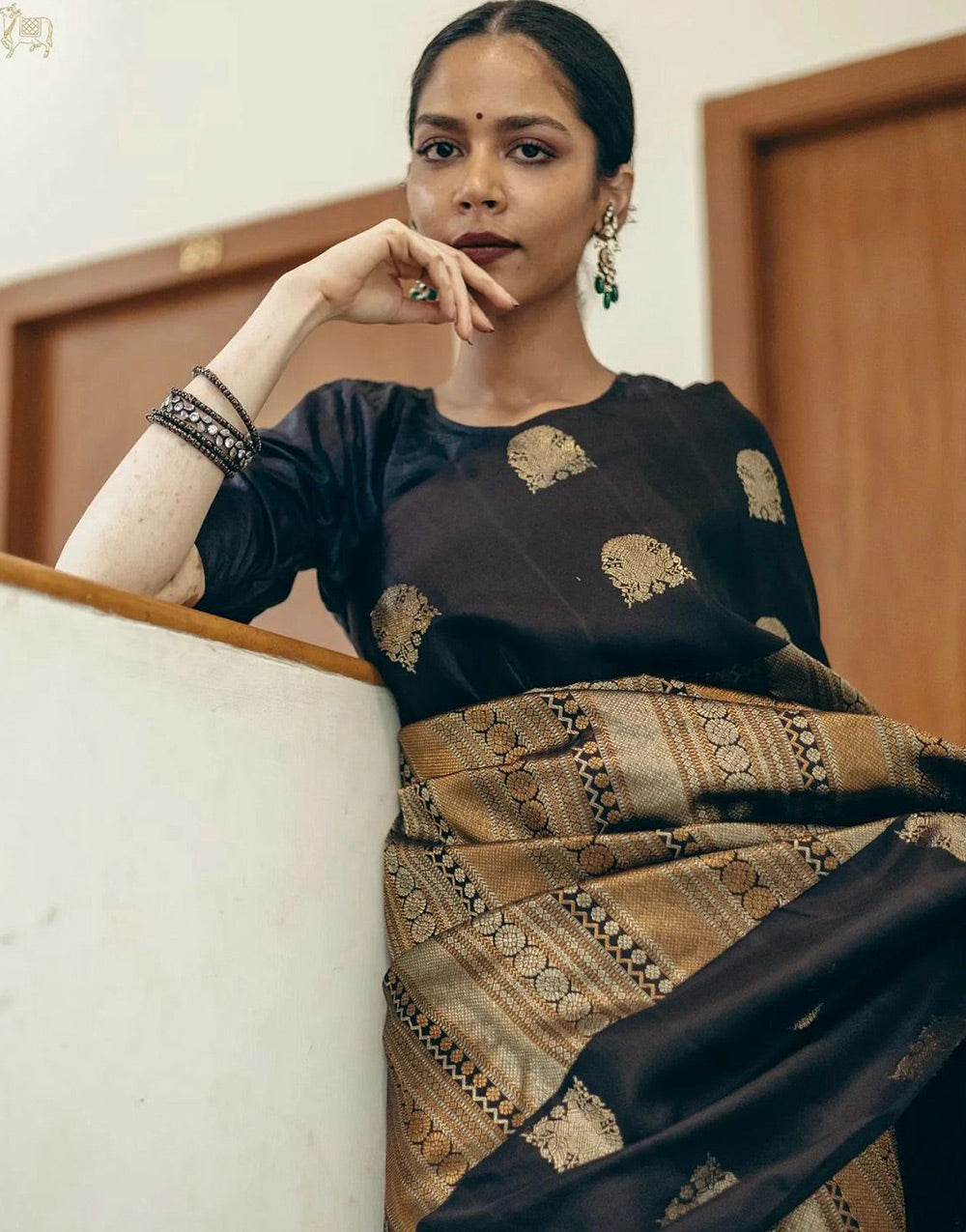 Black Banarasi Soft Silk Saree With Zari Weaving Work