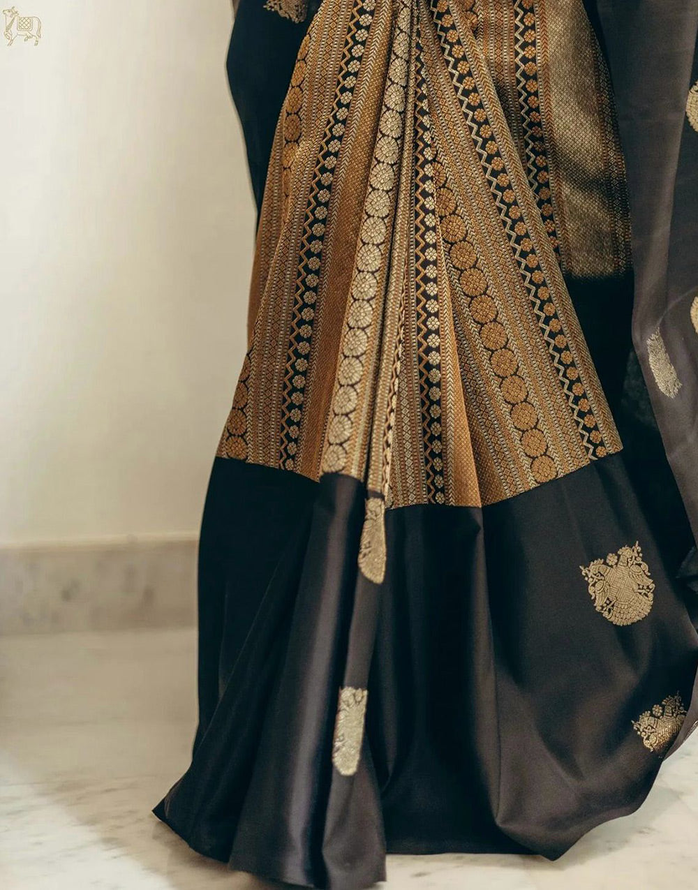 Black Banarasi Soft Silk Saree With Zari Weaving Work