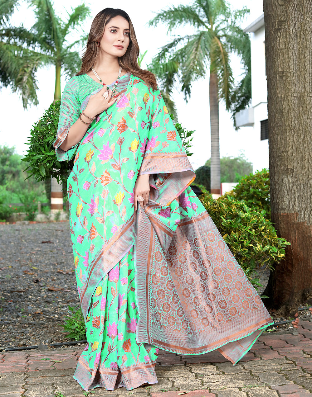 Spring Green Banarasi Soft Silk Saree With Zari Weaving Work