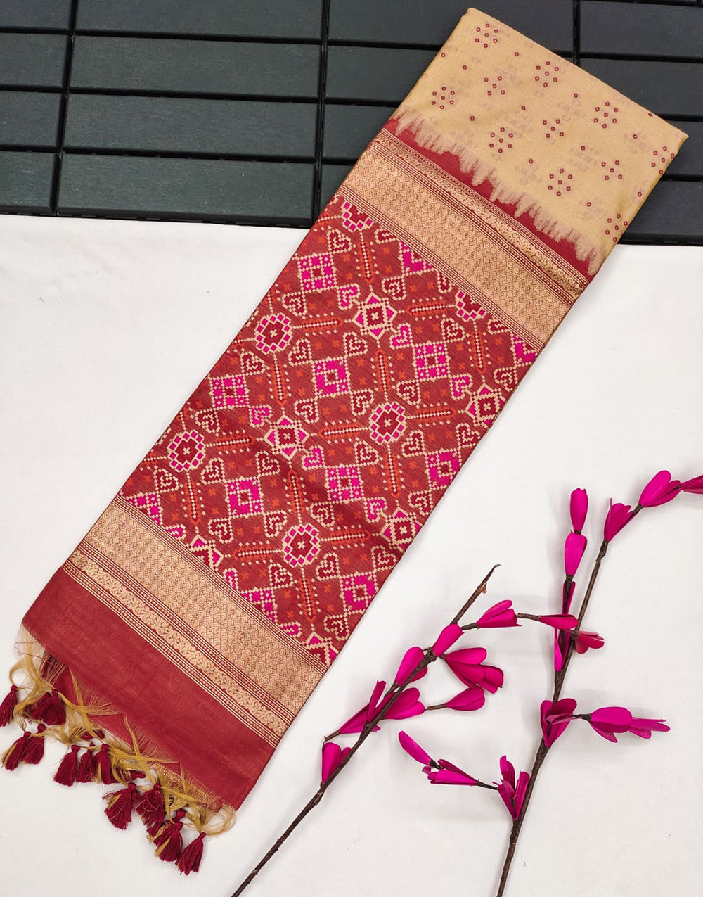 Dark Cream Tussar Silk Saree With Patola Pallu & Weaving Work