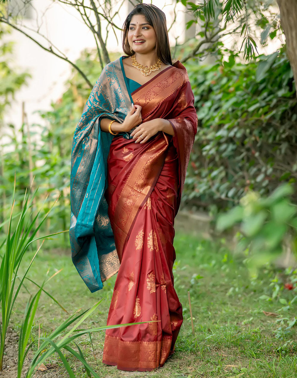 Red Berry Soft Banarasi Silk Saree With Zari Weaving Work