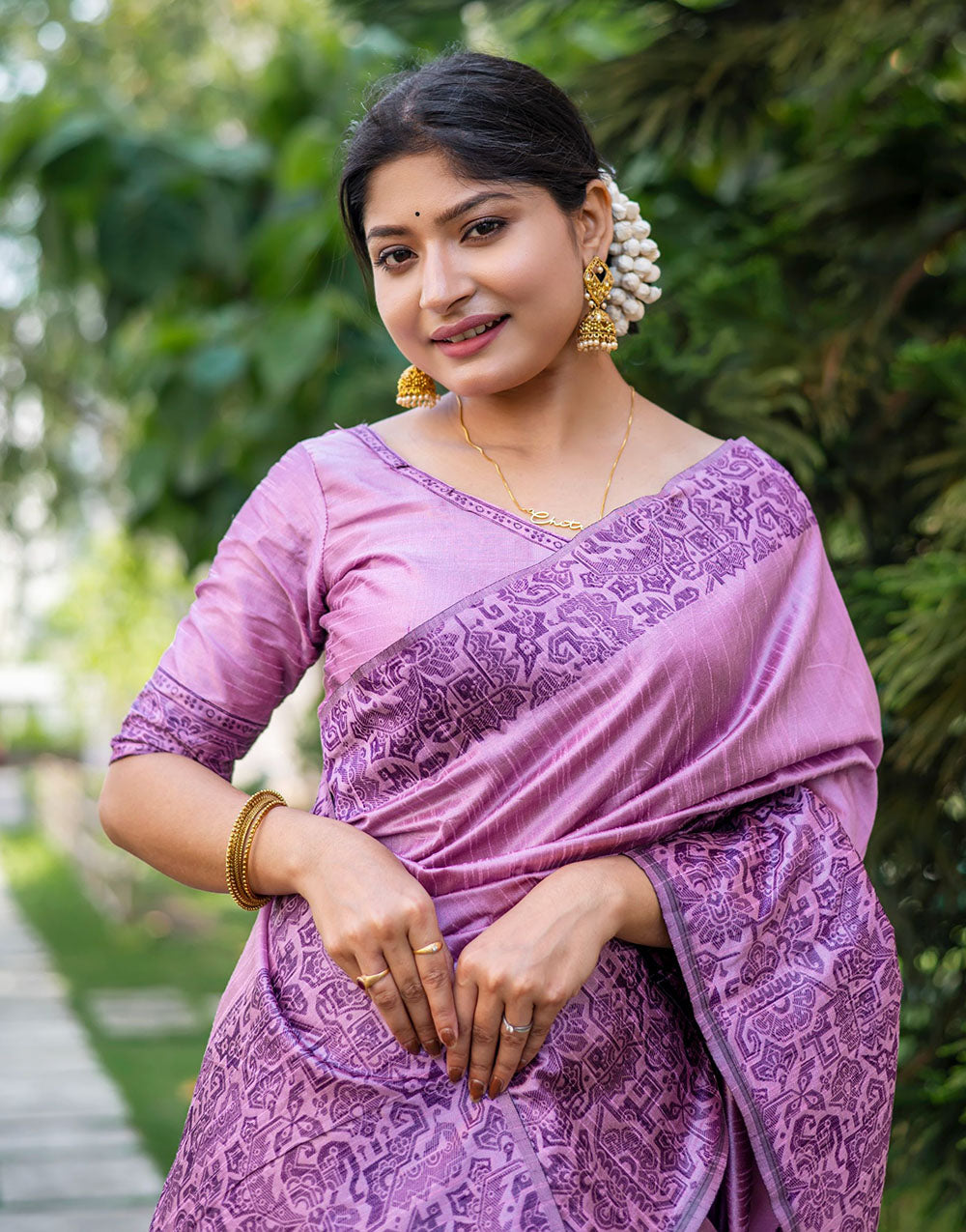 Lavender Handloom Raw Silk Saree With Weaving Work