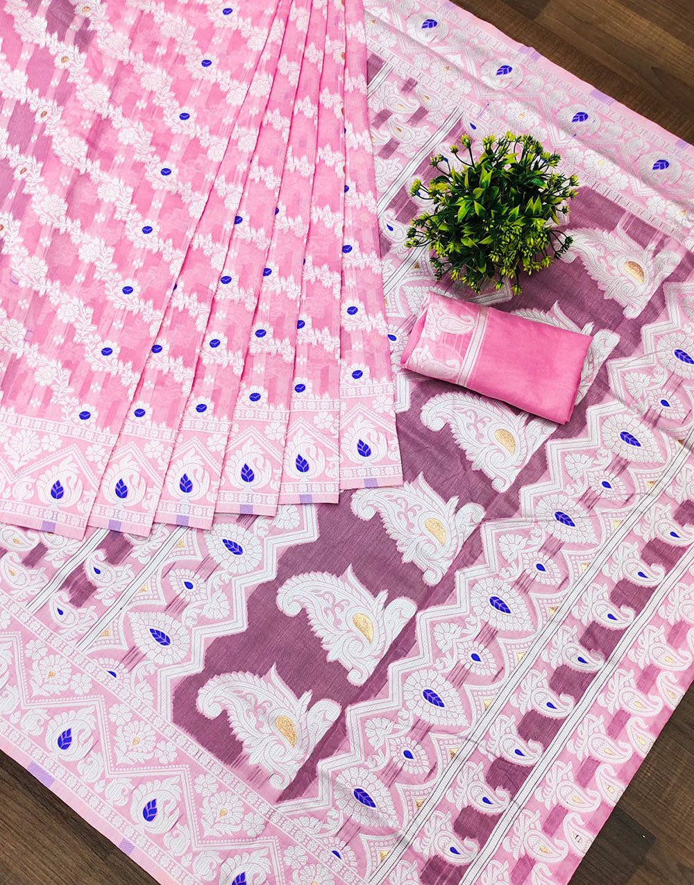 Pink Cotton Saree With Zari Weaving Work
