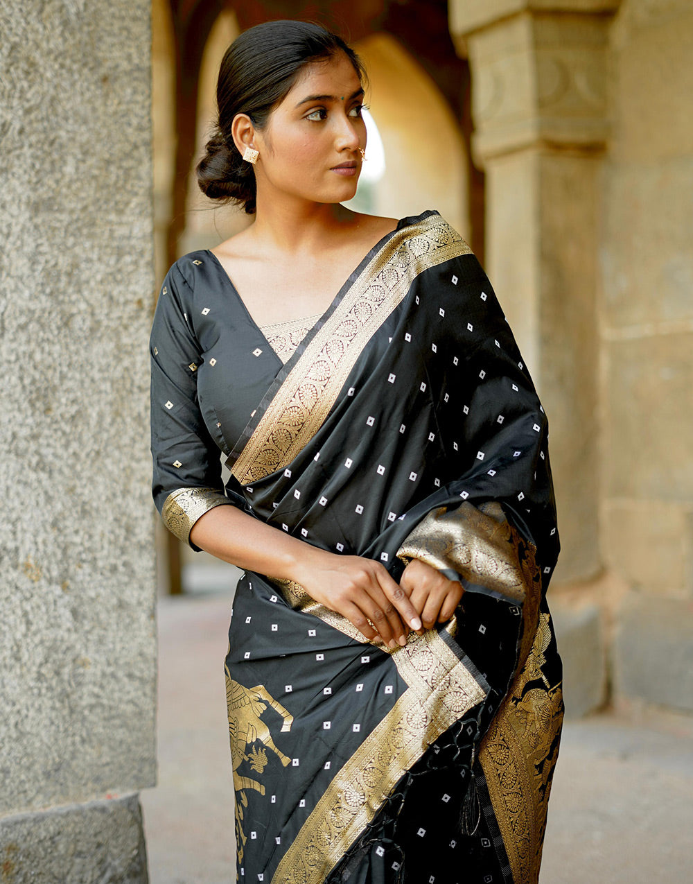 Black Hand Bandhej Bandhani Saree With Zari Weaving Work