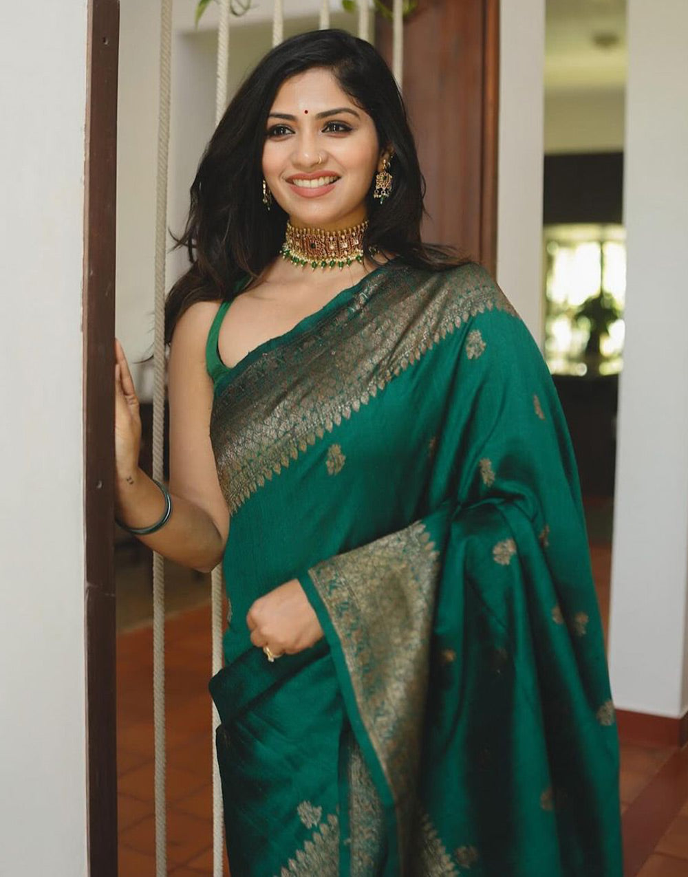 Castleton Green Soft Silk Saree With Zari Weaving Work