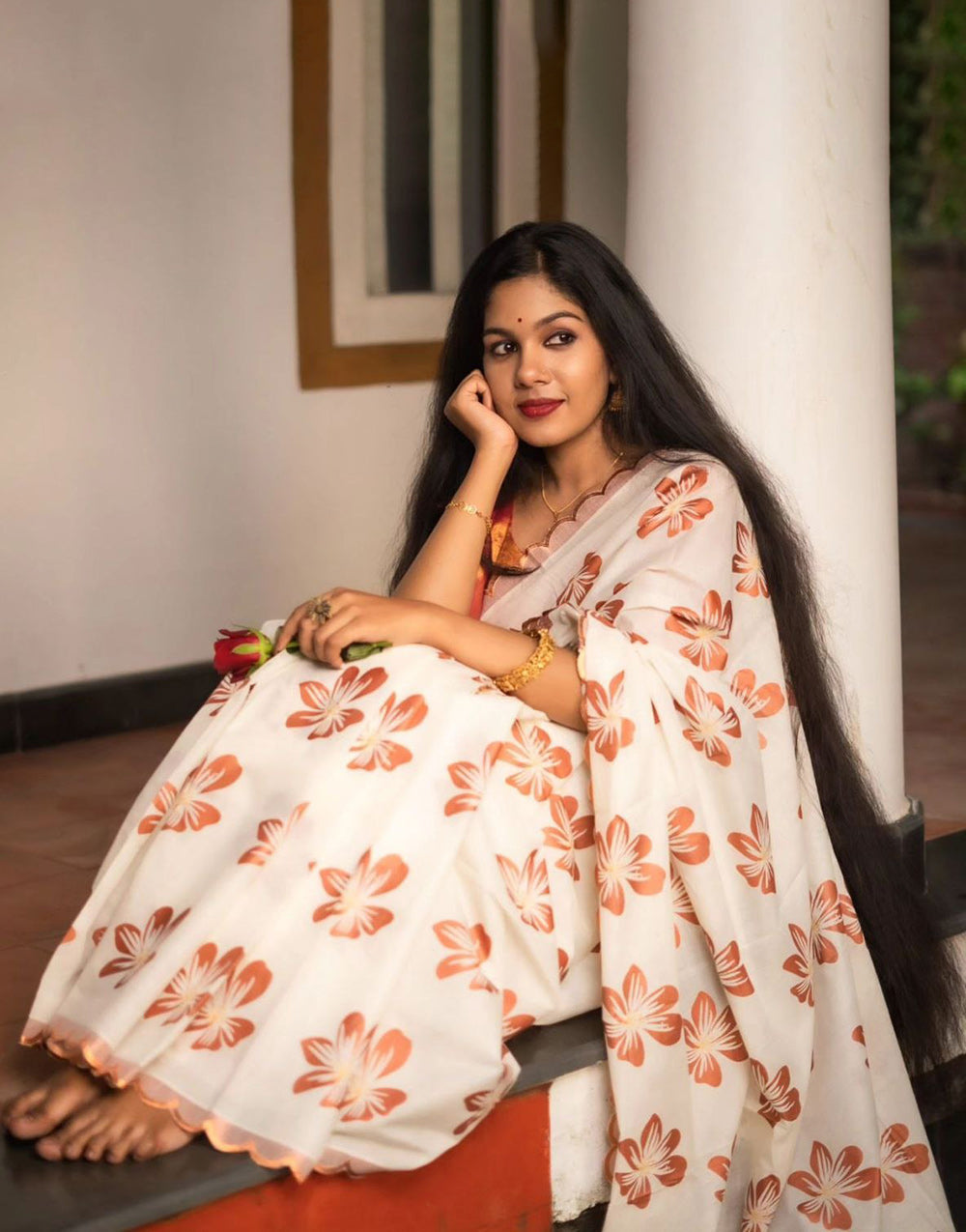 White Silk Saree With Weaving Work