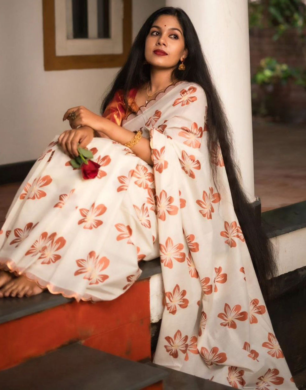 White Silk Saree With Weaving Work