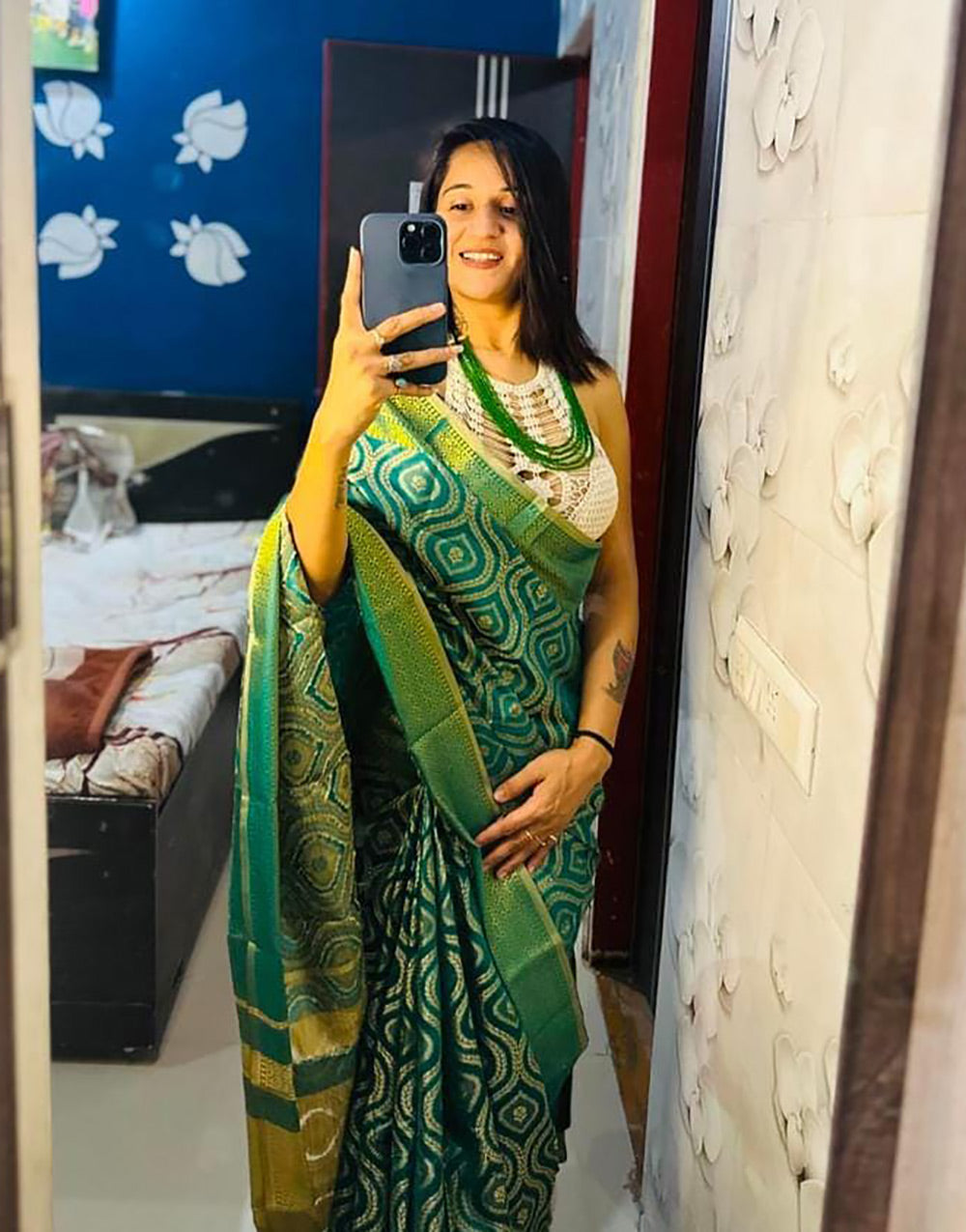 Dark Green Cotton Saree With Zari Weaving Work