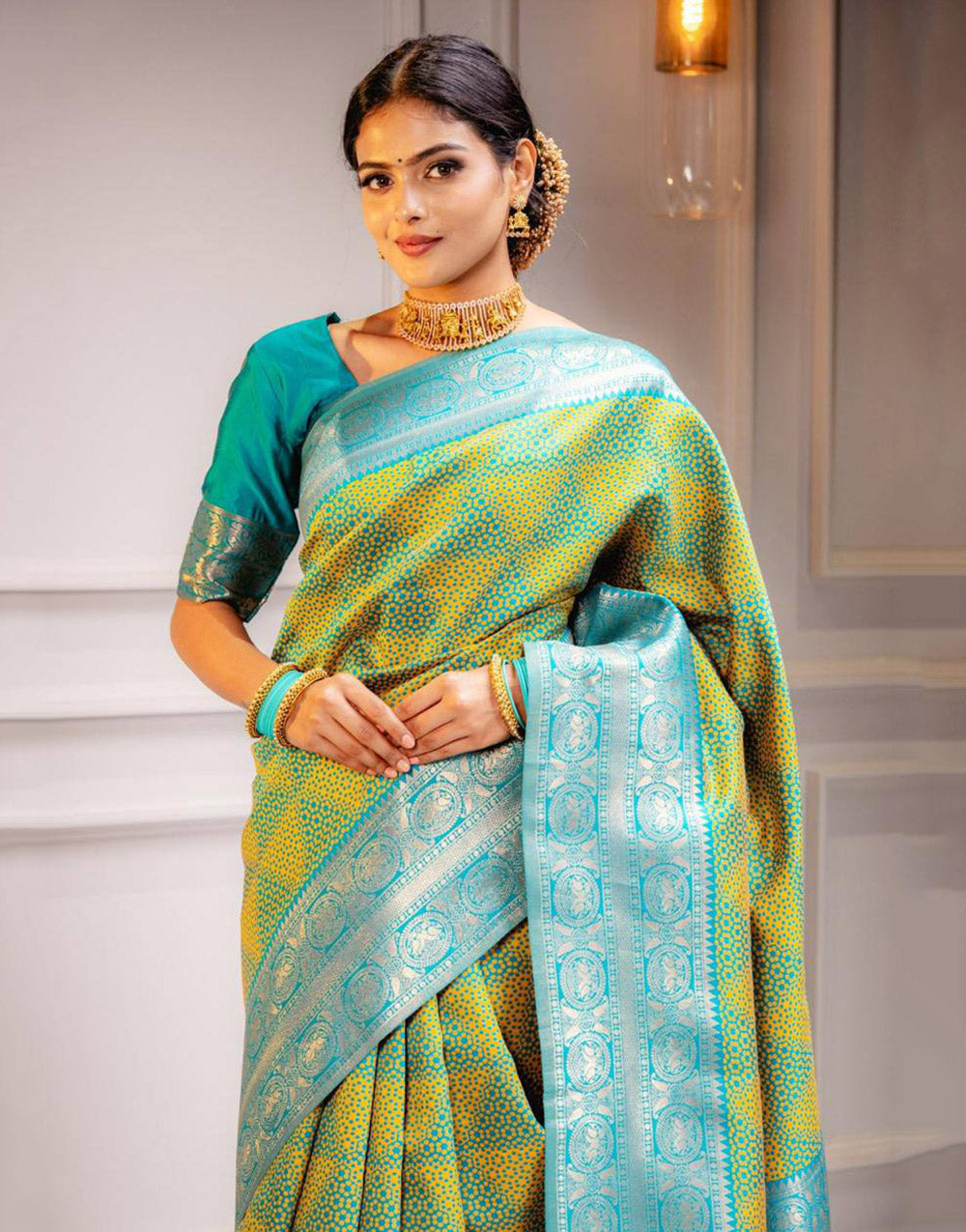 Firozi Banarasi Silk Saree With Zari Weaving Work