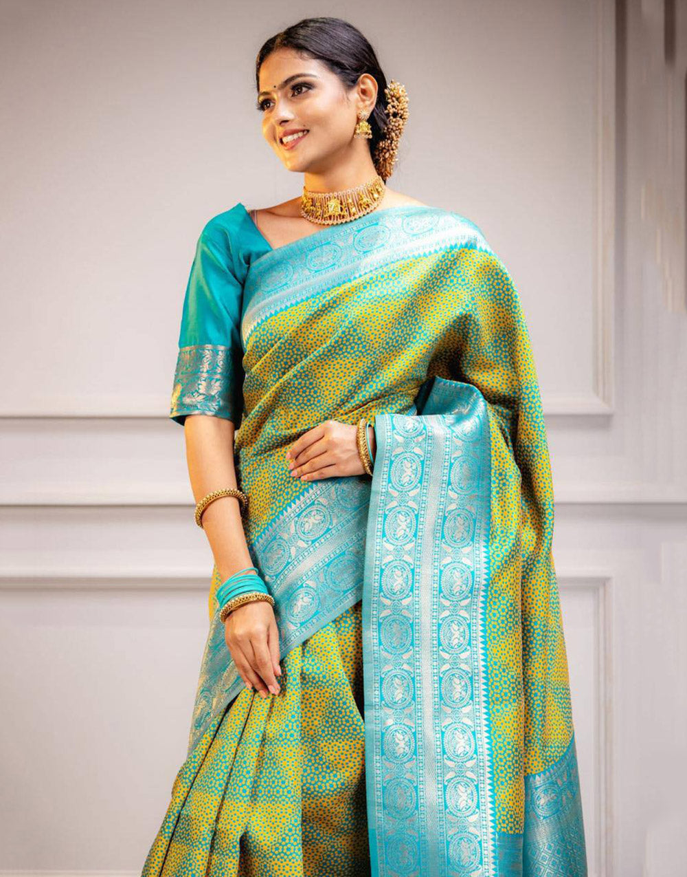 Firozi Banarasi Silk Saree With Zari Weaving Work