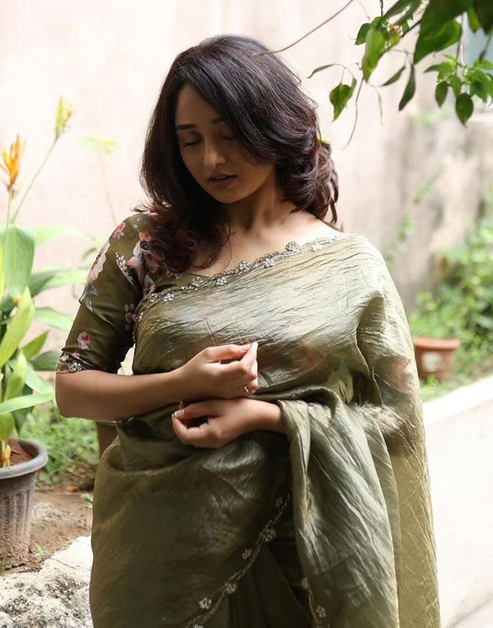 Seaweed Green Soft Tissue Silk Saree With Handwork Border