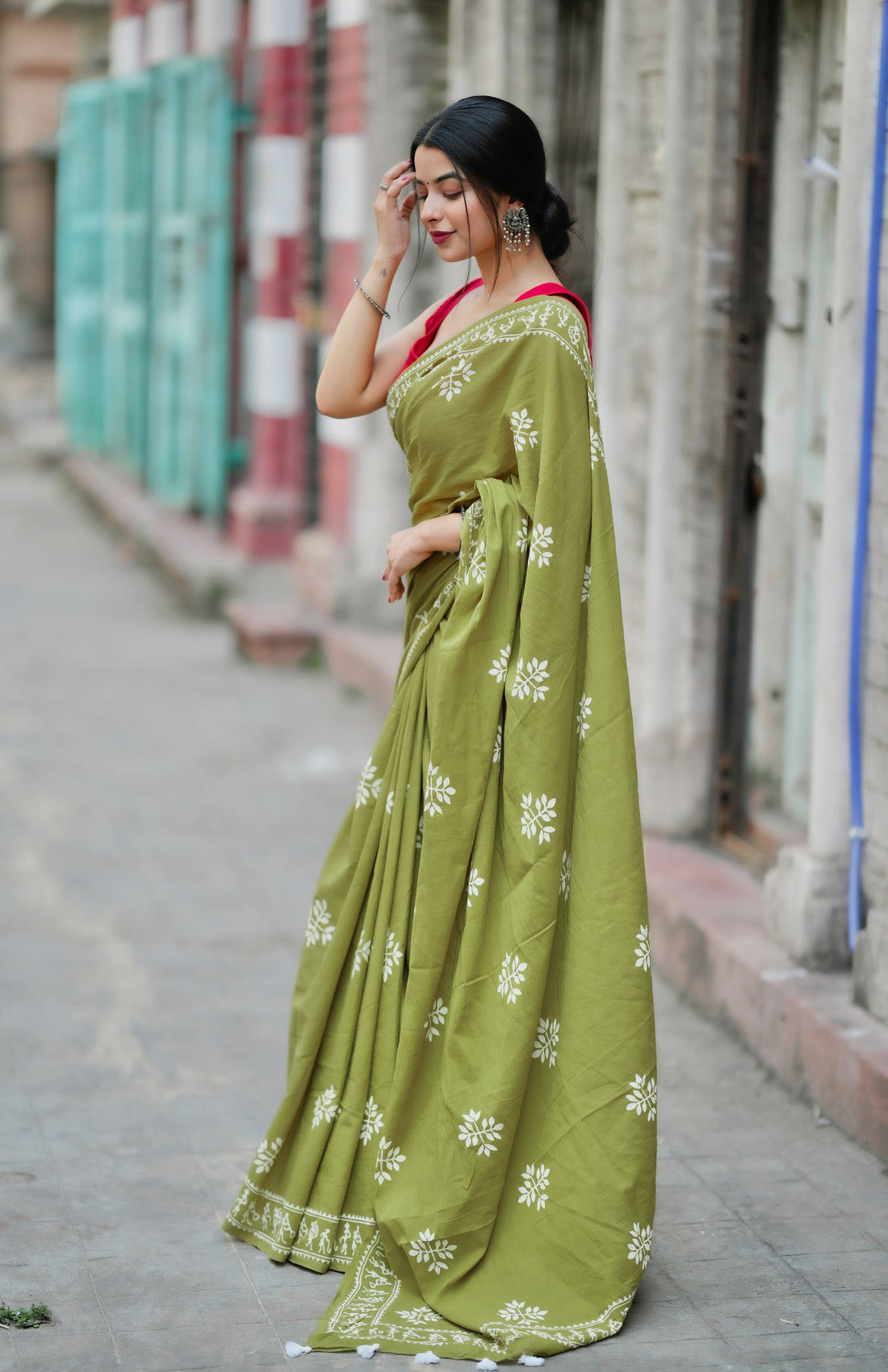 Green Colour Mul Cotton Ready To Wear Saree With Pocket