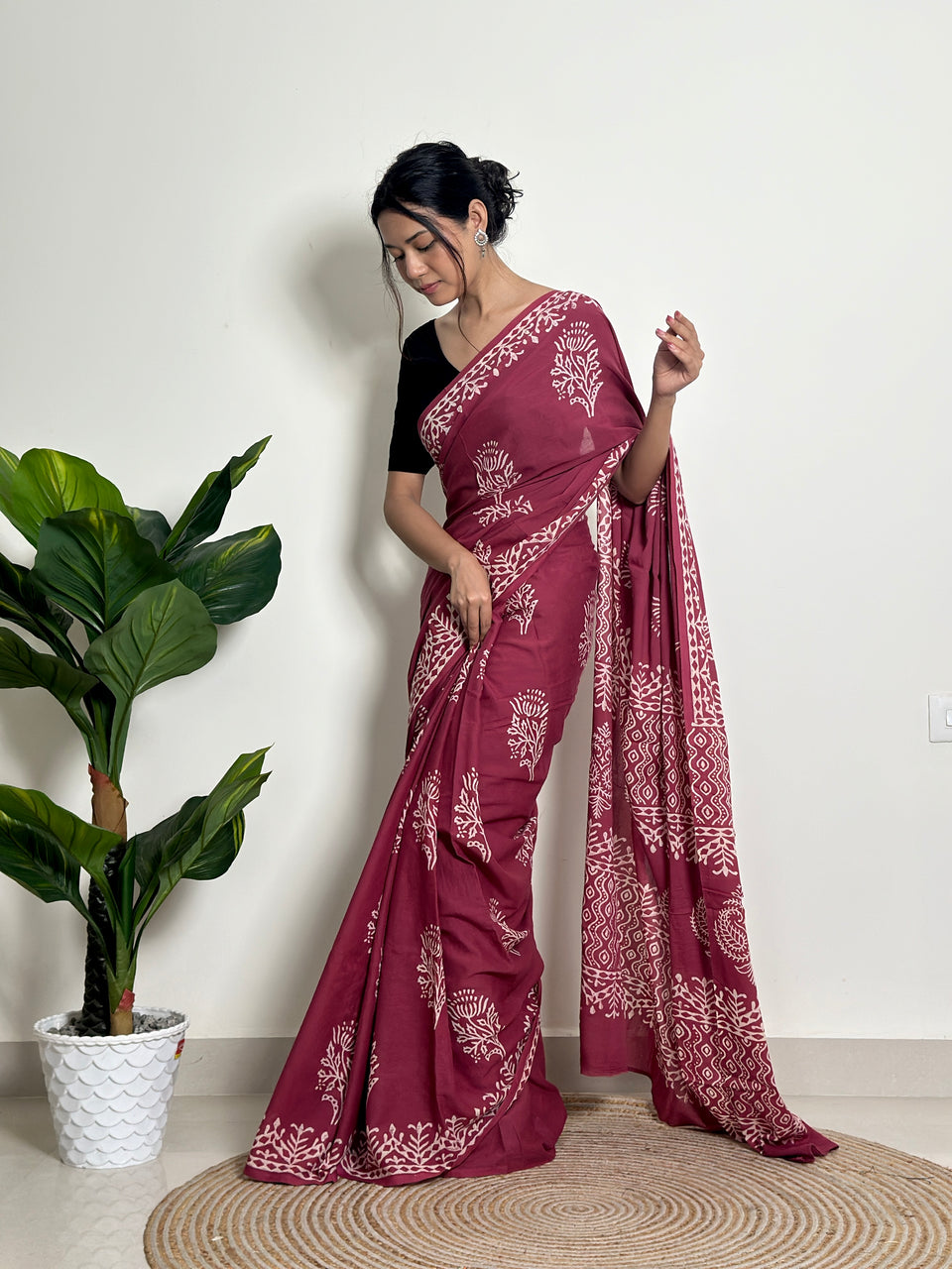 Dark Pink Mul Cotton Ready To Wear Saree With Pocket