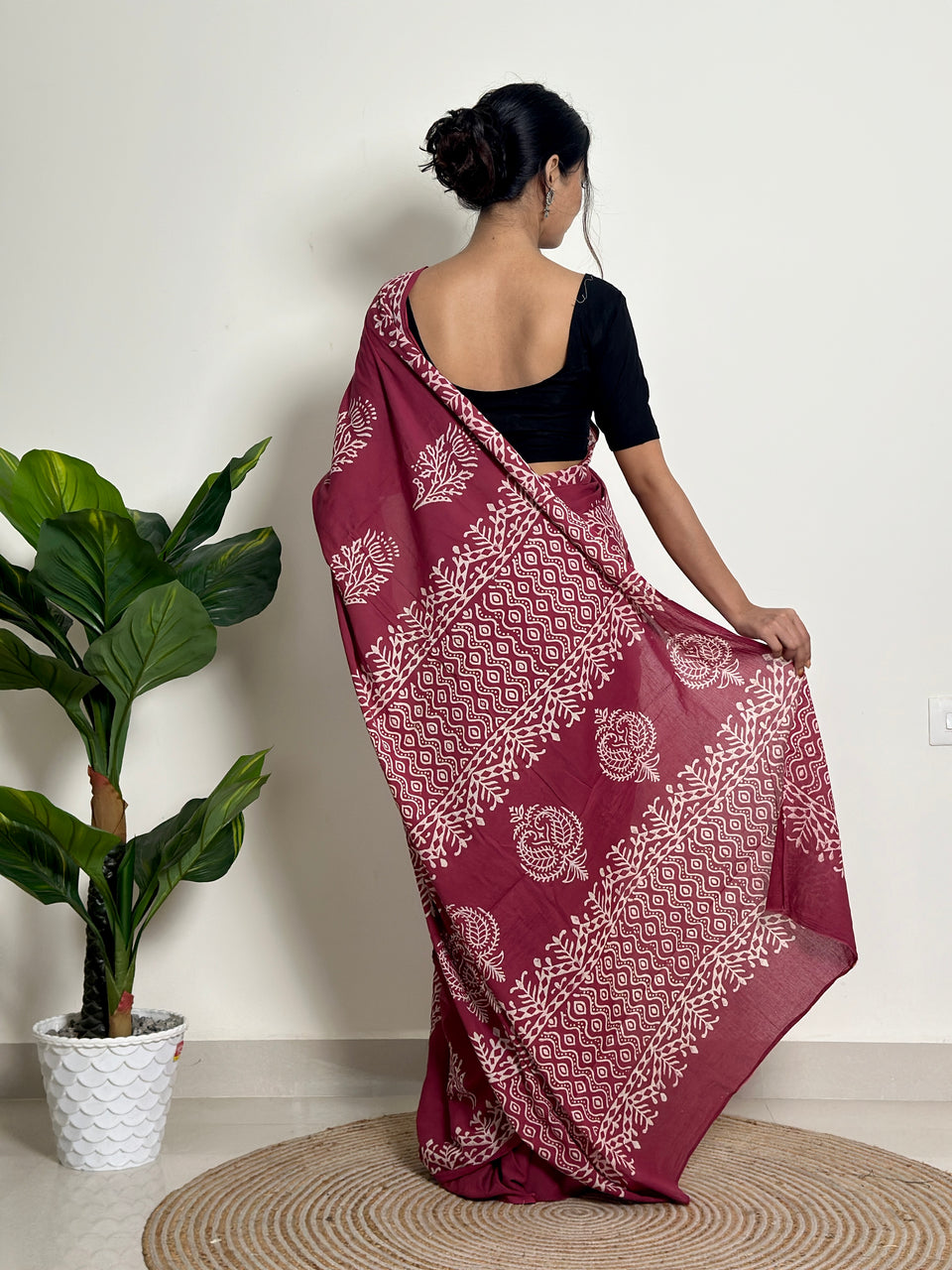 Dark Pink Mul Cotton Ready To Wear Saree With Pocket