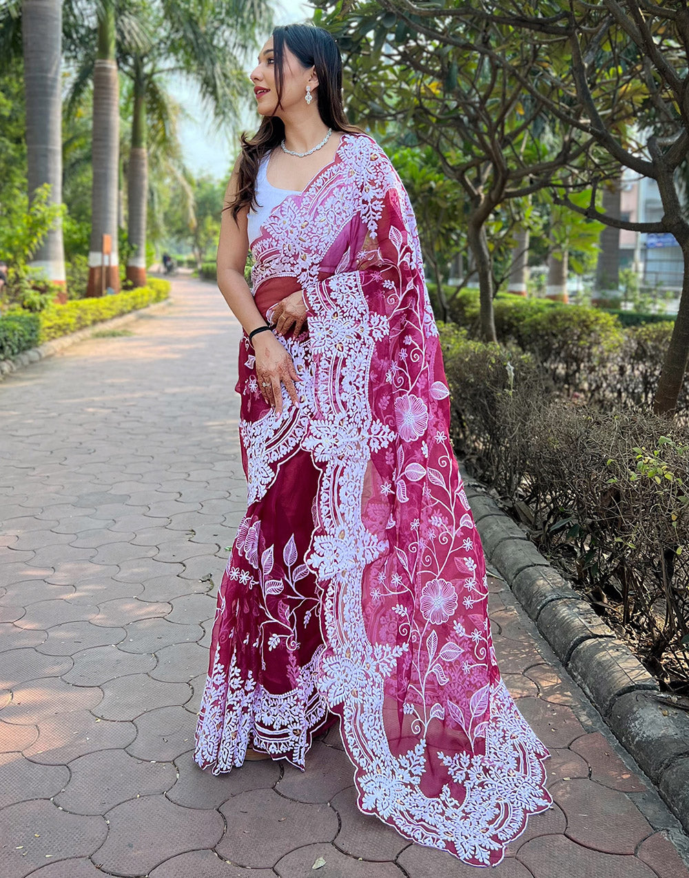 Wine Organza Saree With Thread Embroidery & Cut Work Border