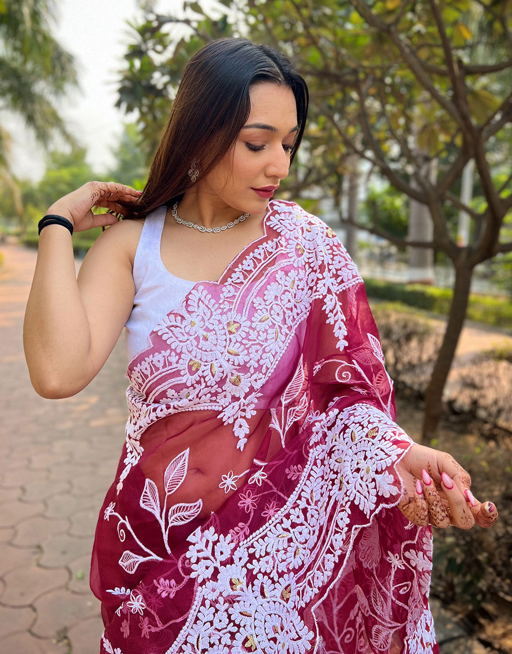 Wine Organza Saree With Thread Embroidery & Cut Work Border