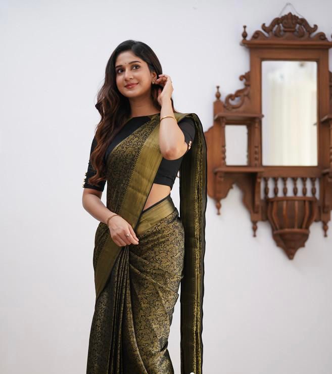 Black Soft Lichi Silk Saree With Weaving Work