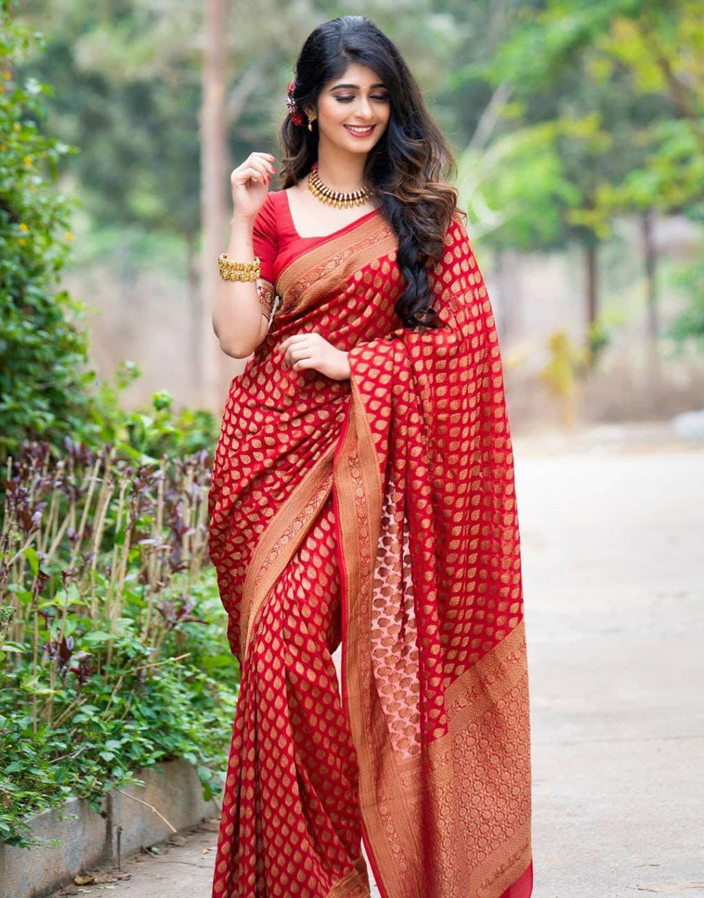 Red Banarasi Silk Saree With Zari Weaving Work
