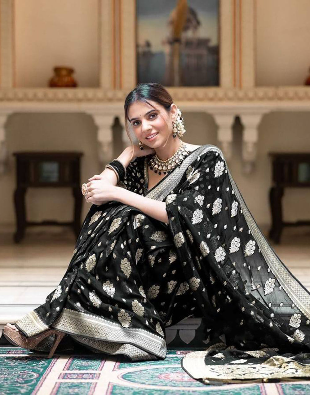 Black Banarasi Silk Saree With Zari Weaving Work