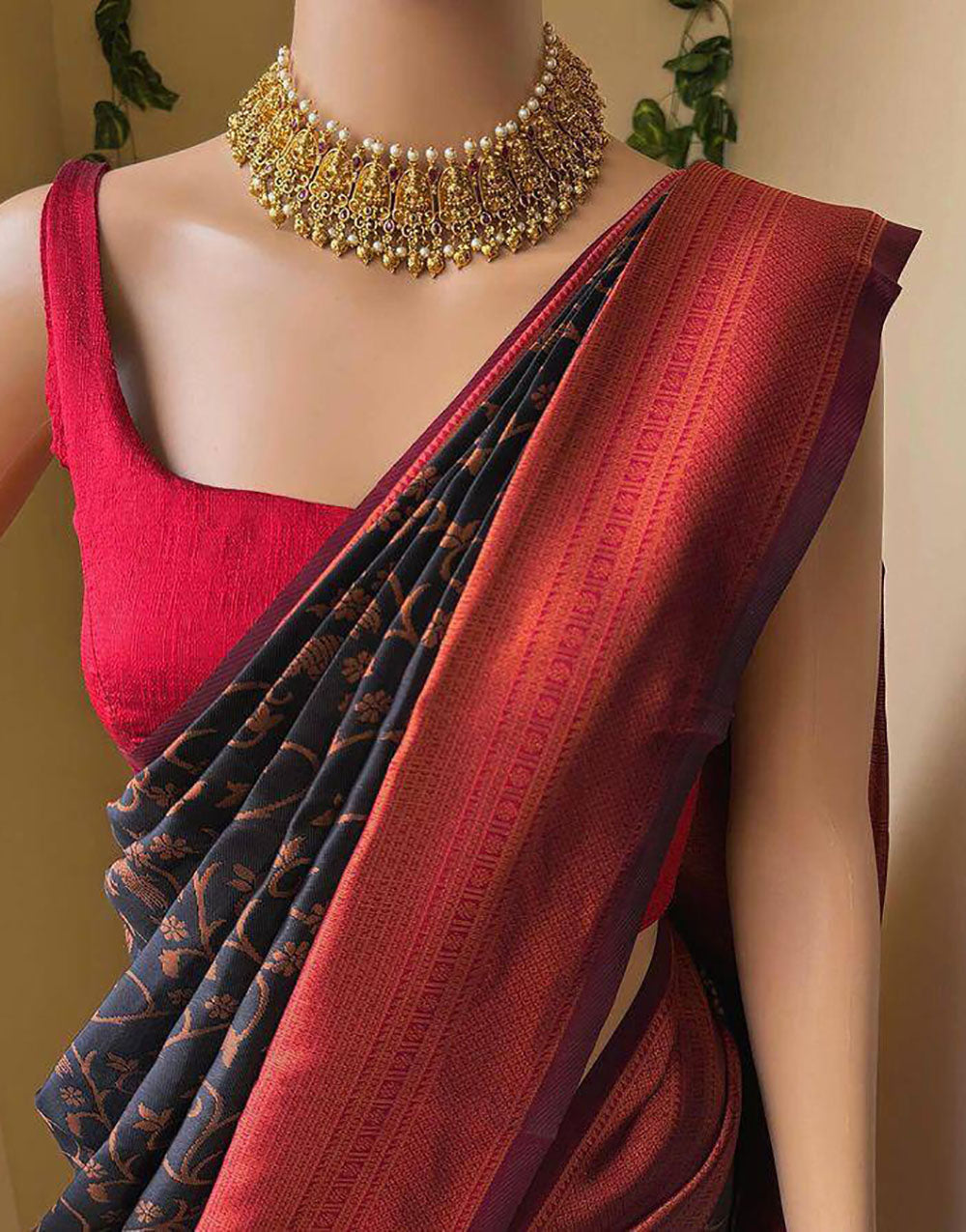 Black Soft Lichi Silk Saree With Zari Weaving Work