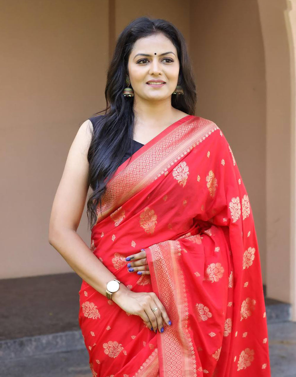 Fire Engine Red Rich Pallu Soft Lichi Silk Saree With Zari Weaving Work