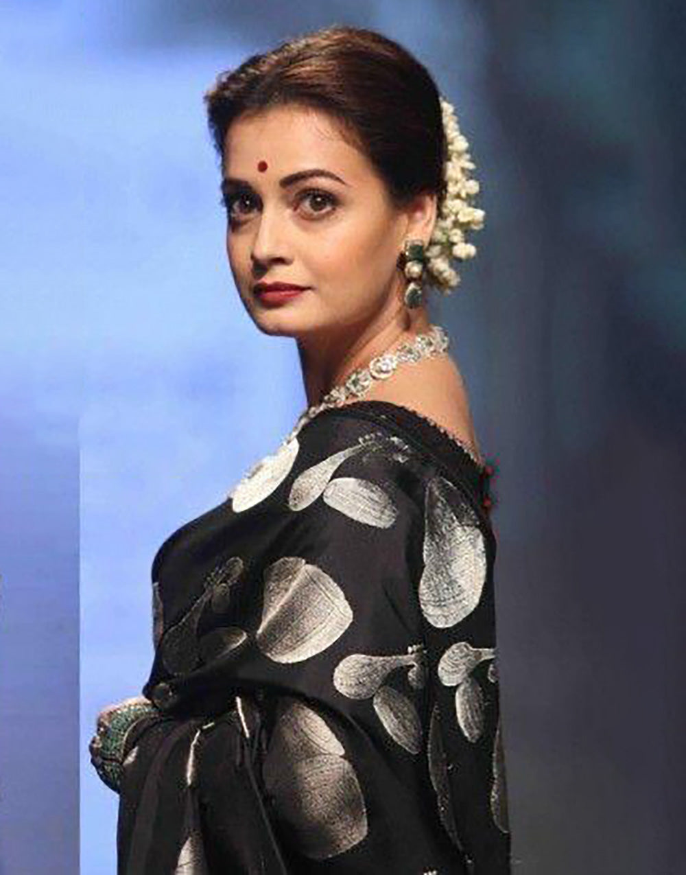 Black Soft Lichi Silk Saree With Zari Weaving Work