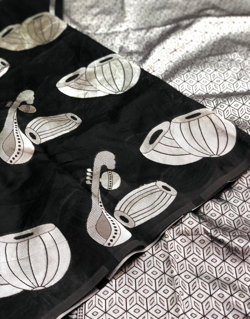 Black Soft Lichi Silk Saree With Zari Weaving Work