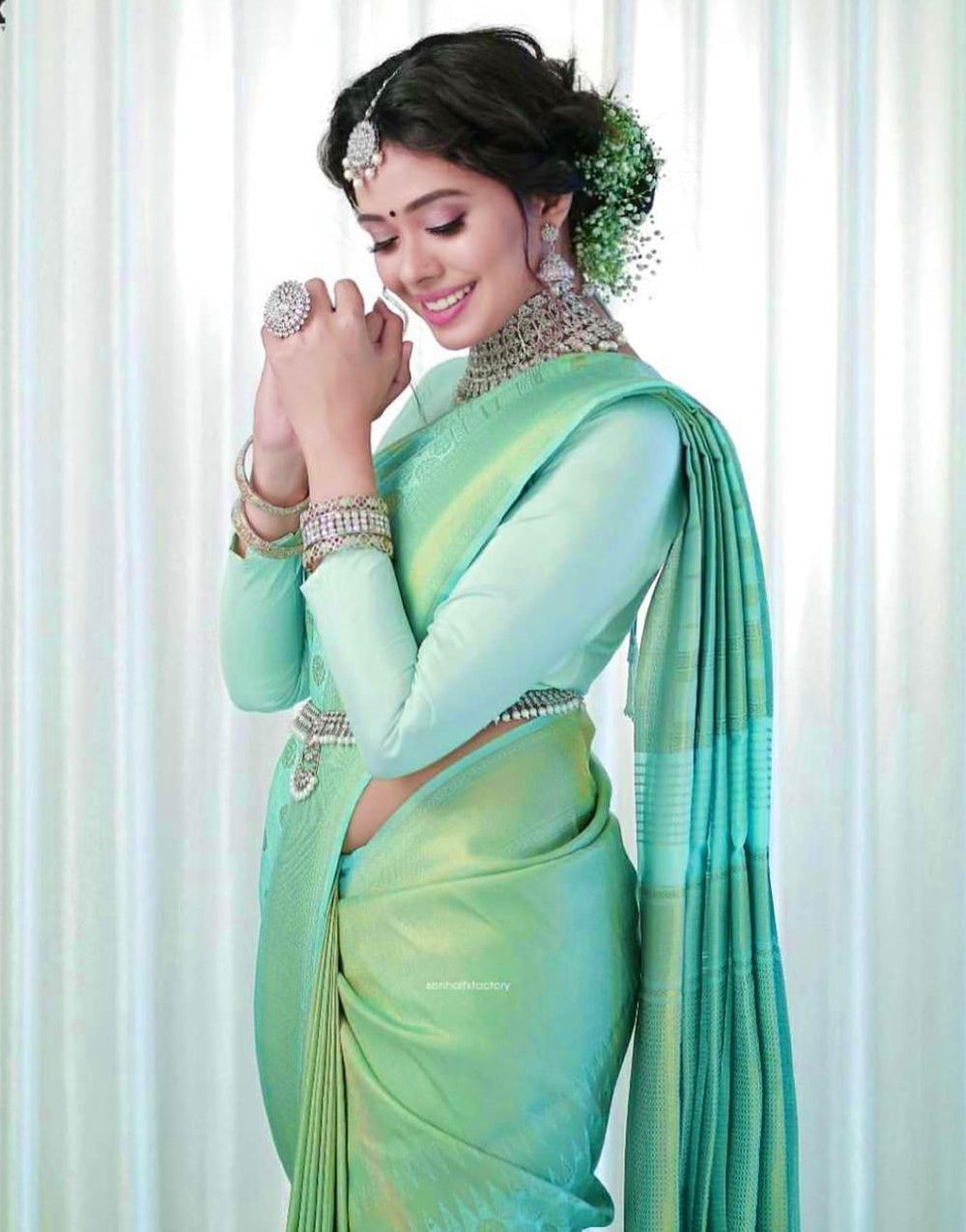 Sea Green Soft Lichi Silk Saree With Weaving Work