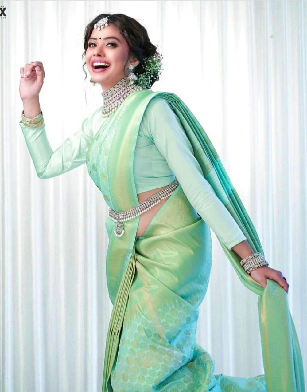 Sea Green Soft Lichi Silk Saree With Weaving Work