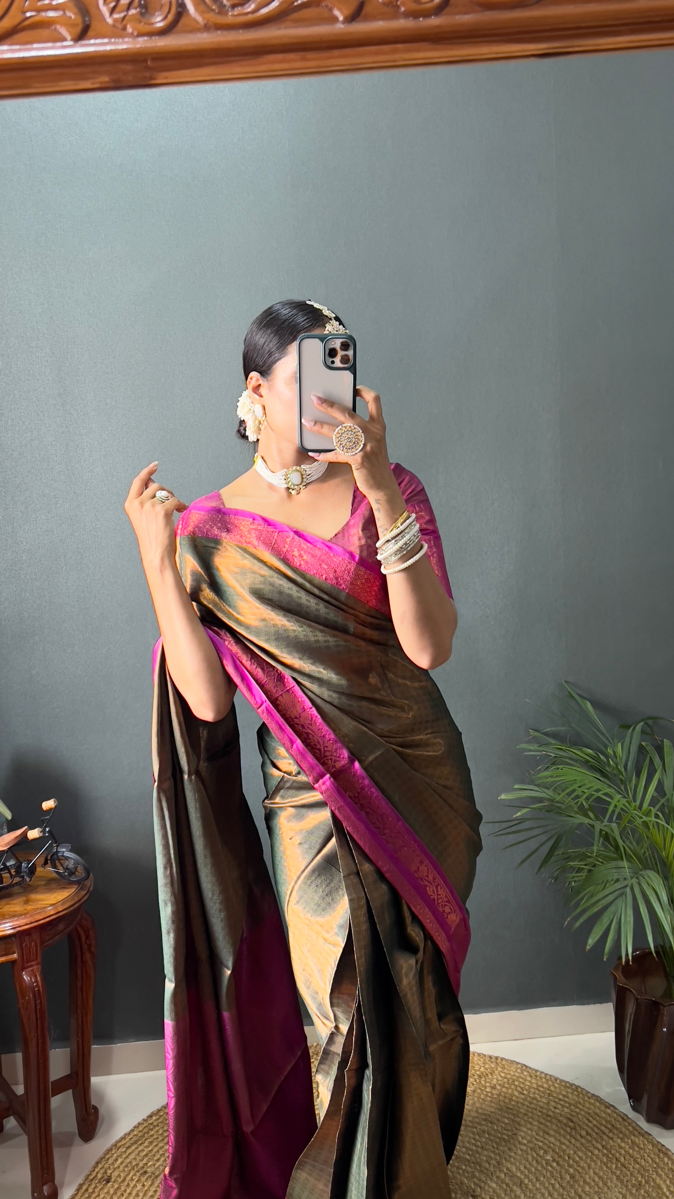 READY TO WEAR SAREE IN JUST 1. MIN