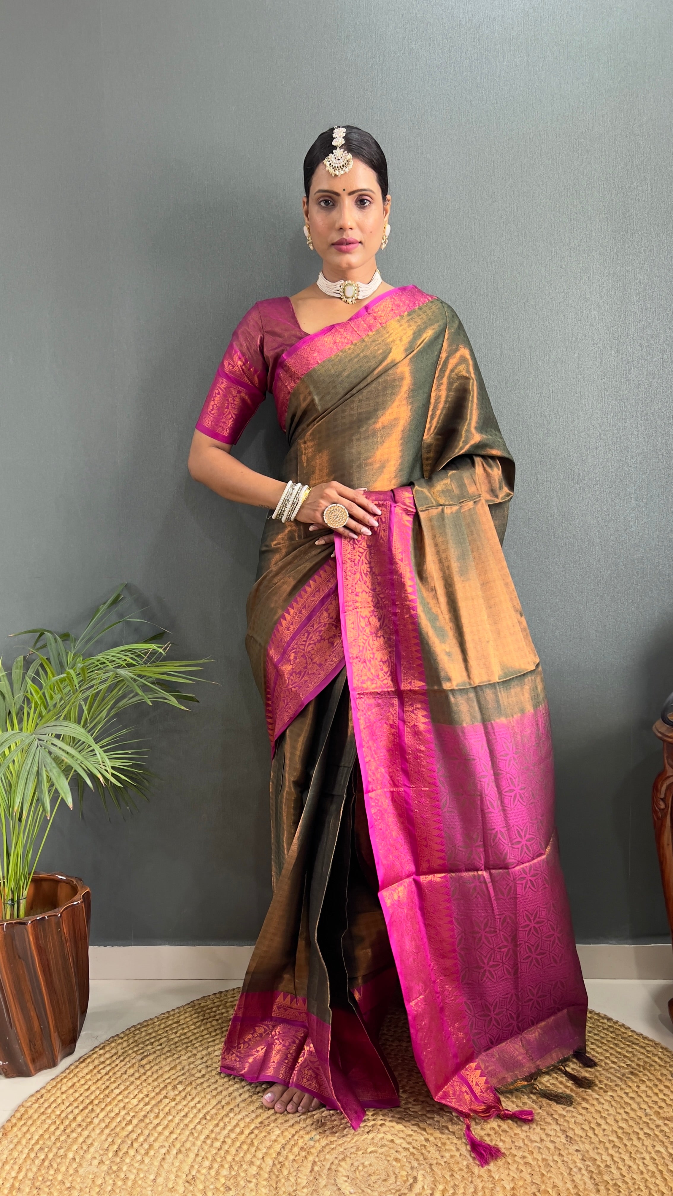 READY TO WEAR SAREE IN JUST 1. MIN