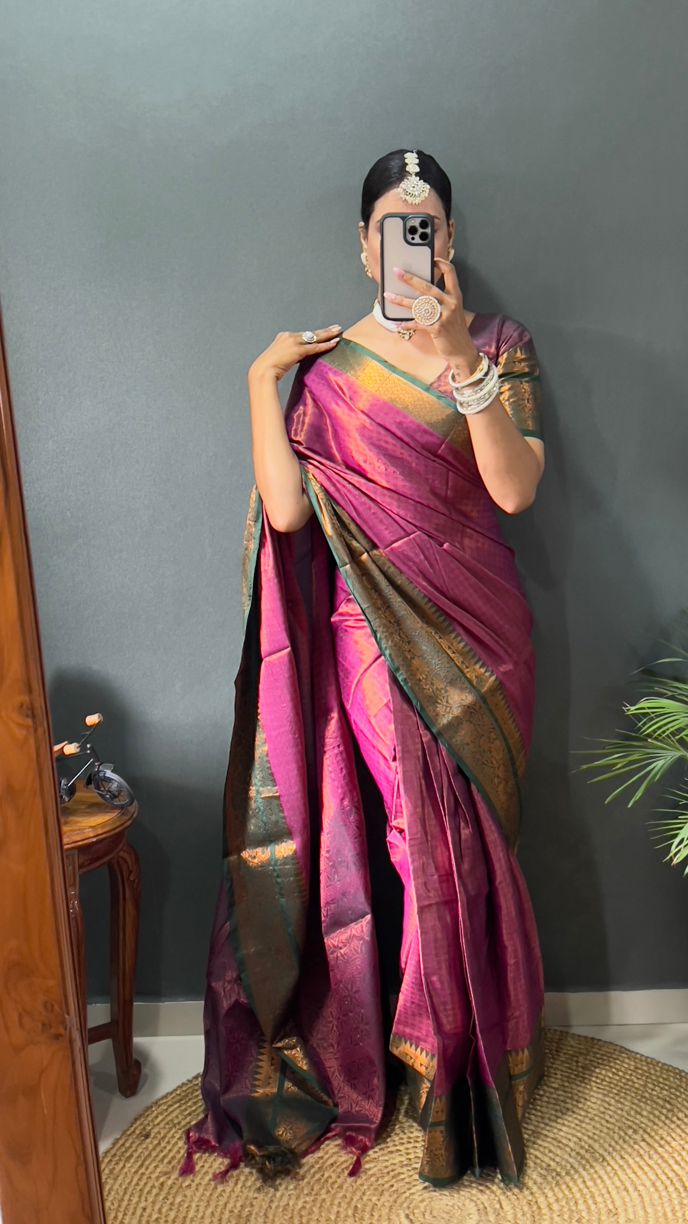 READY TO WEAR SAREE IN JUST 1. MIN
